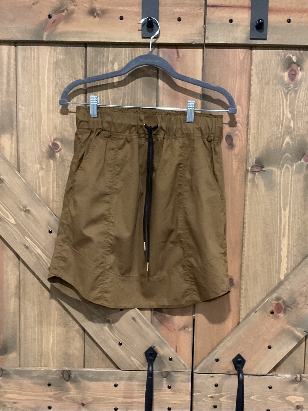 Banana Republic Women's Drawstring Skirt in Olive Green